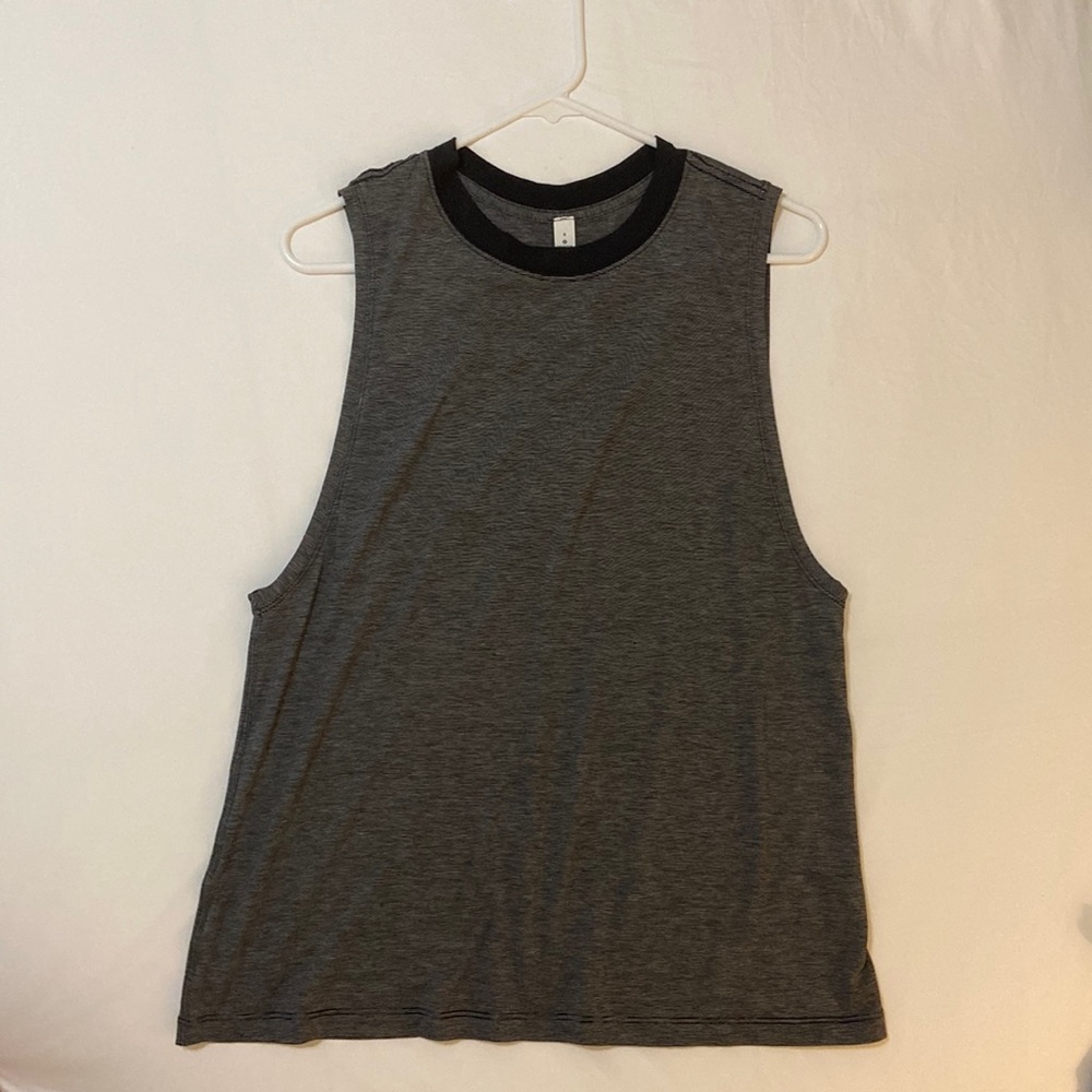 Lululemon Top - Picture 2 of 4